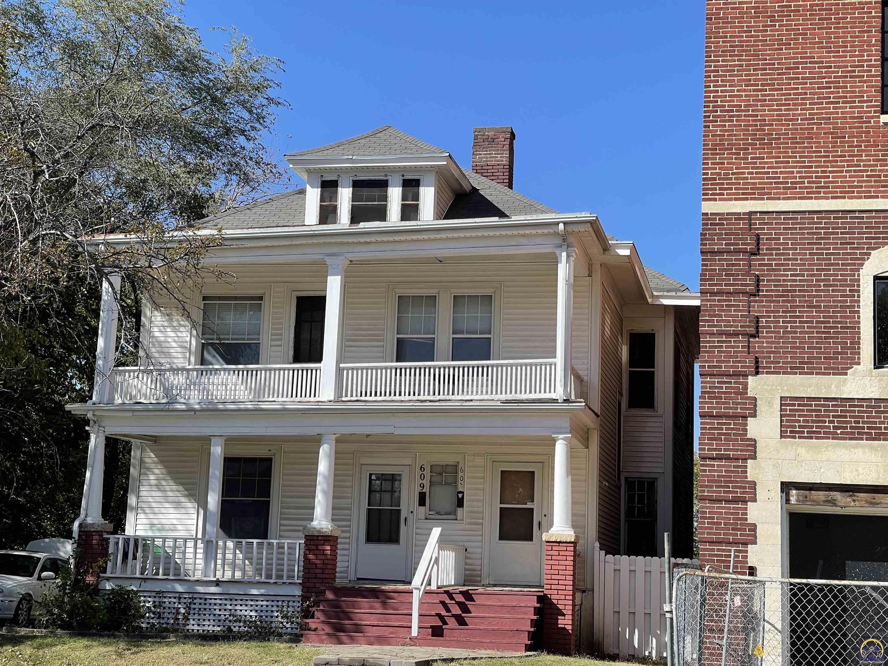 Property Photo: 609 SW Topeka Blvd KS 66603