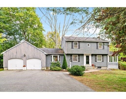 Property Photo:  905 Great Pond Rd  MA 01845 