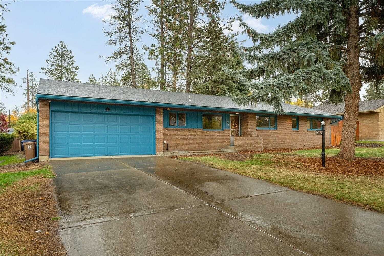 Property Photo:  4315 S Helena St  WA 99203-4310 