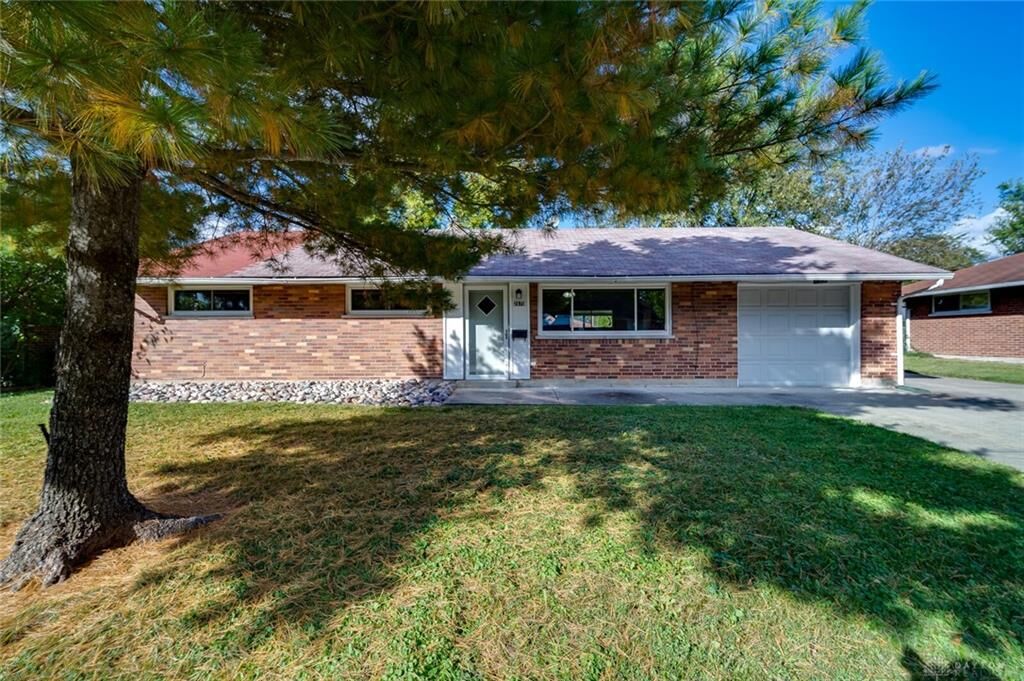 Property Photo: 2675 Latonia Avenue OH 45439