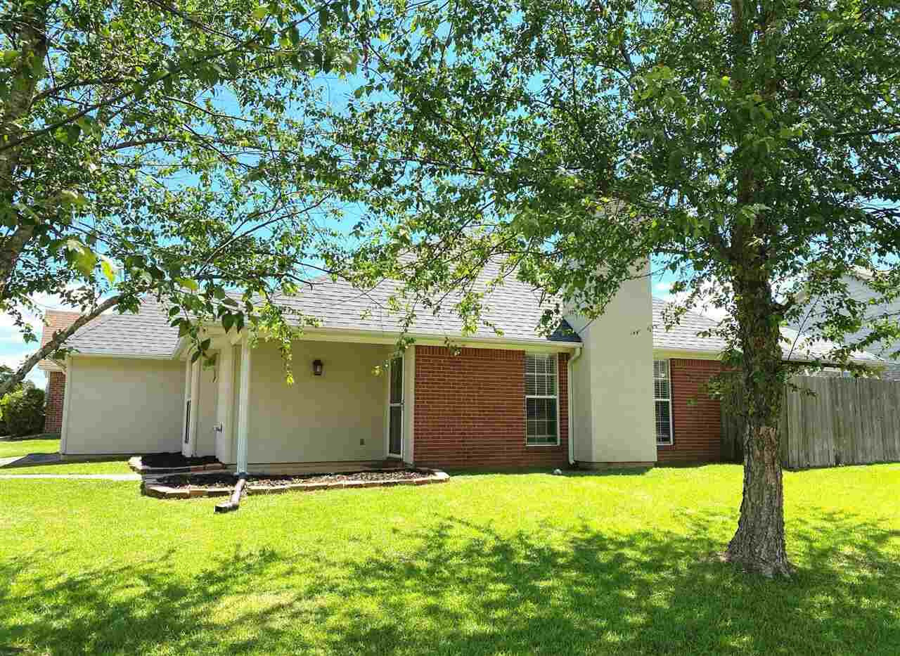 Property Photo:  144 Meade Lane  MS 39208 