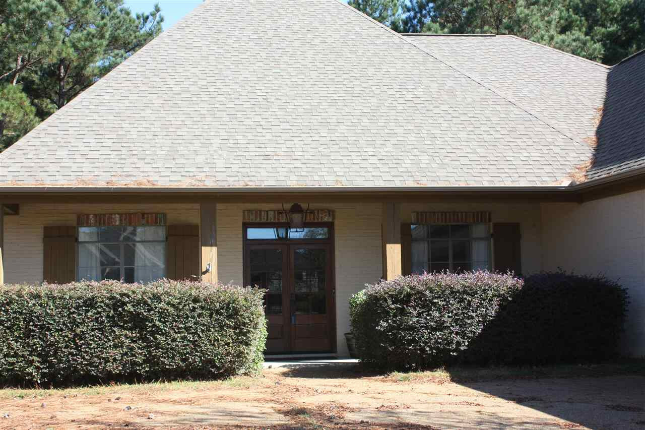 Property Photo:  132 Hartfield Drive  MS 39110 