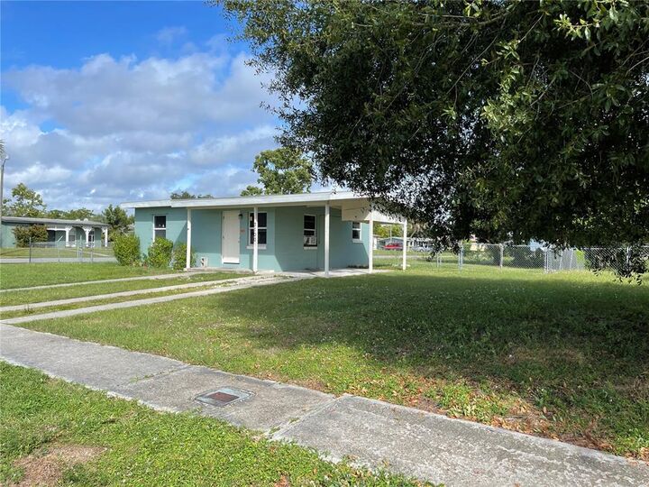 Property Photo:  3100 Whiting Lane  FL 33952 