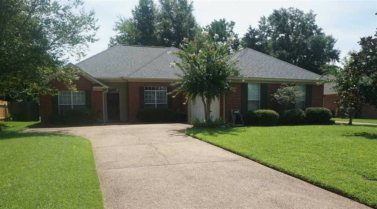 Property Photo:  112 Hunters Row  MS 39110 