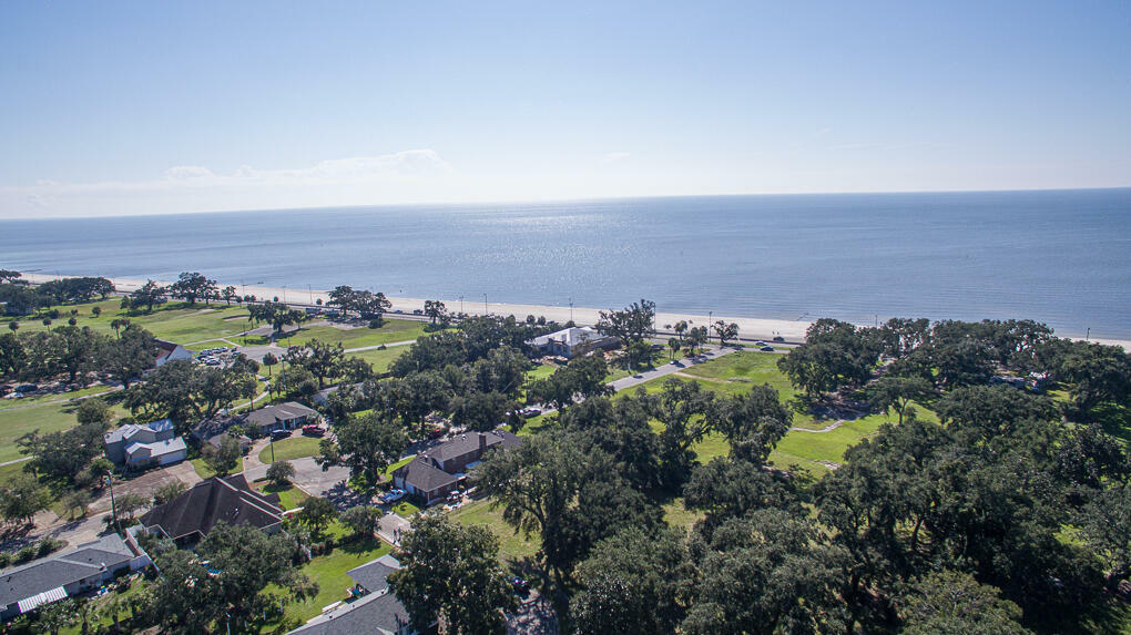 Property Photo:  1914 Beach Drive  MS 39507 