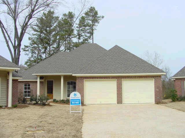 Property Photo:  102 Avery Forest  MS 39046 