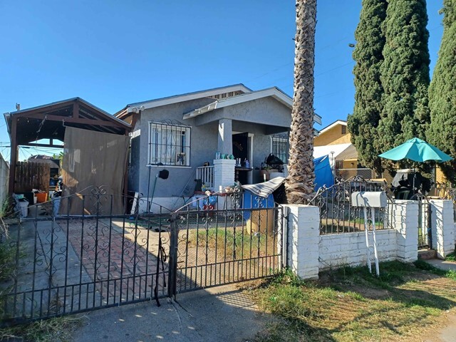 Property Photo: 3811 Newton Avenue CA 92113