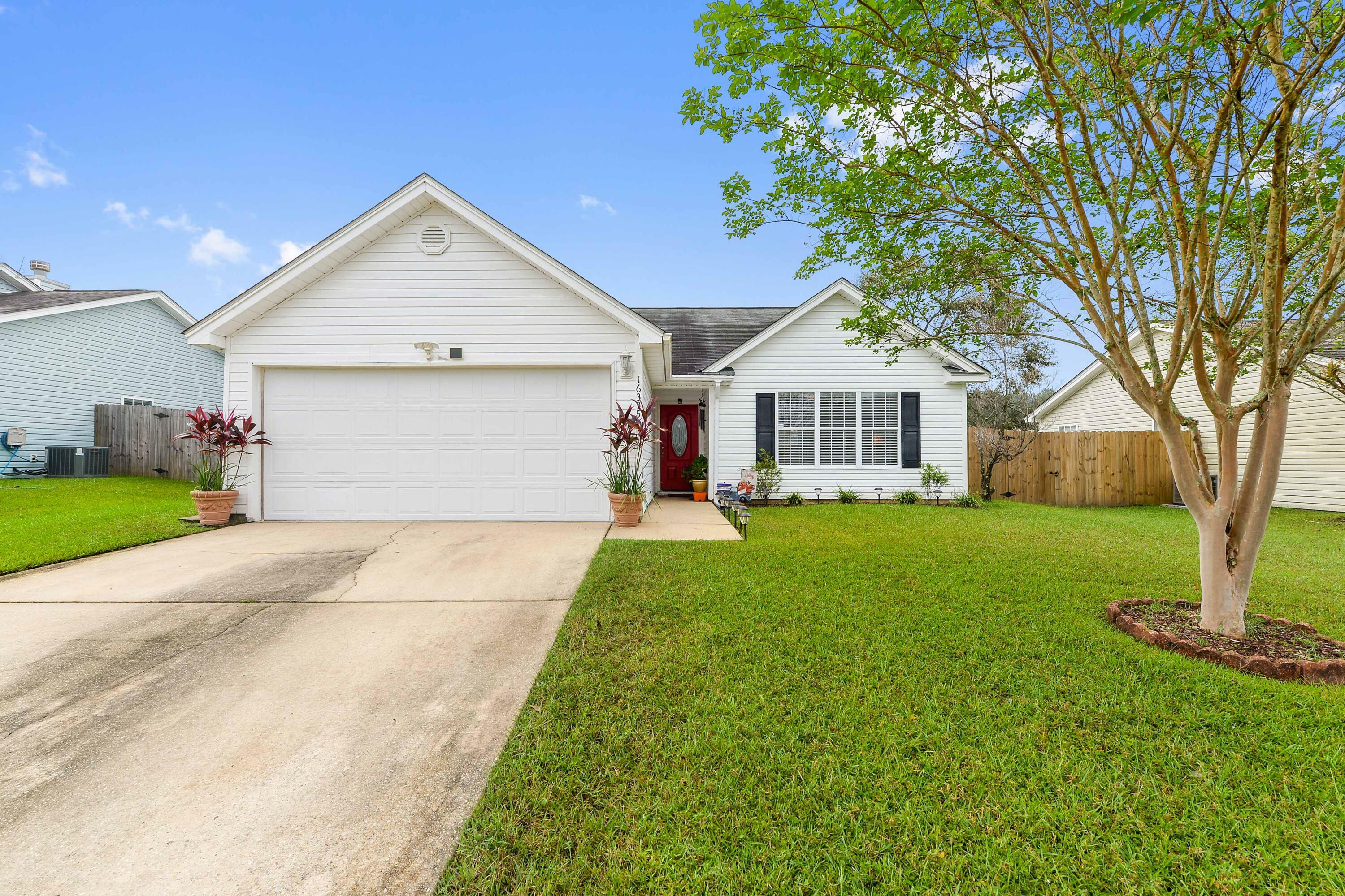 16335 Greenglade Drive  Gulfport MS 39503 photo