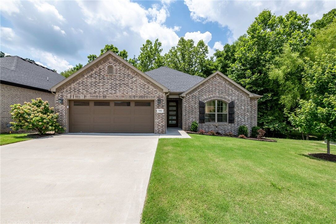 Property Photo:  7004 W Brookview Road  AR 72758 