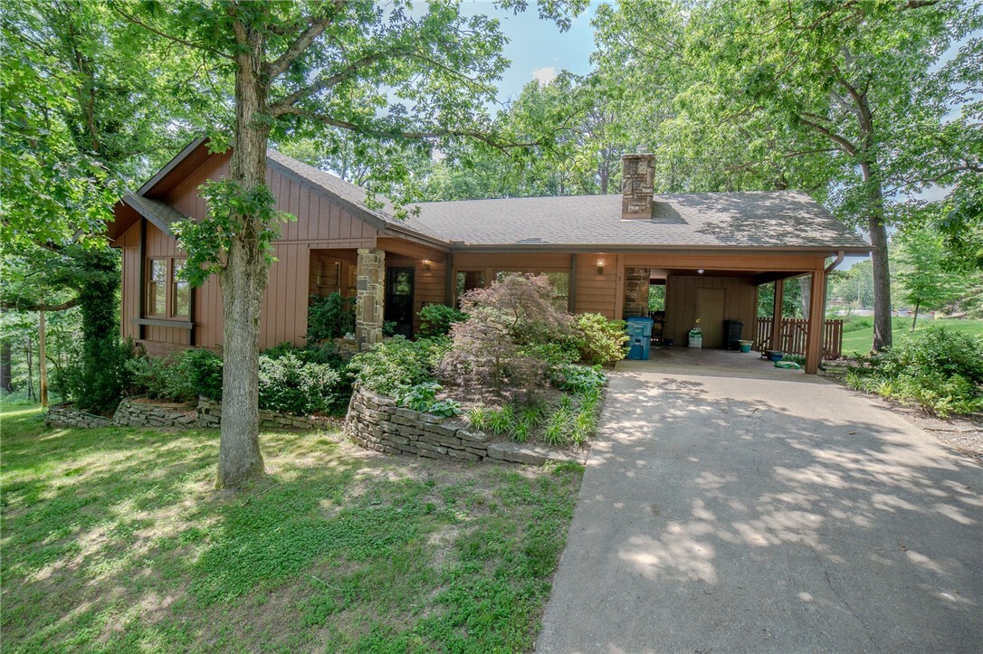 Property Photo:  2 Thornbury Lane  AR 72714 