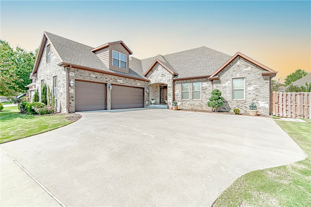 Property Photo:  1671 Whippoorwill Lane  AR 72713 