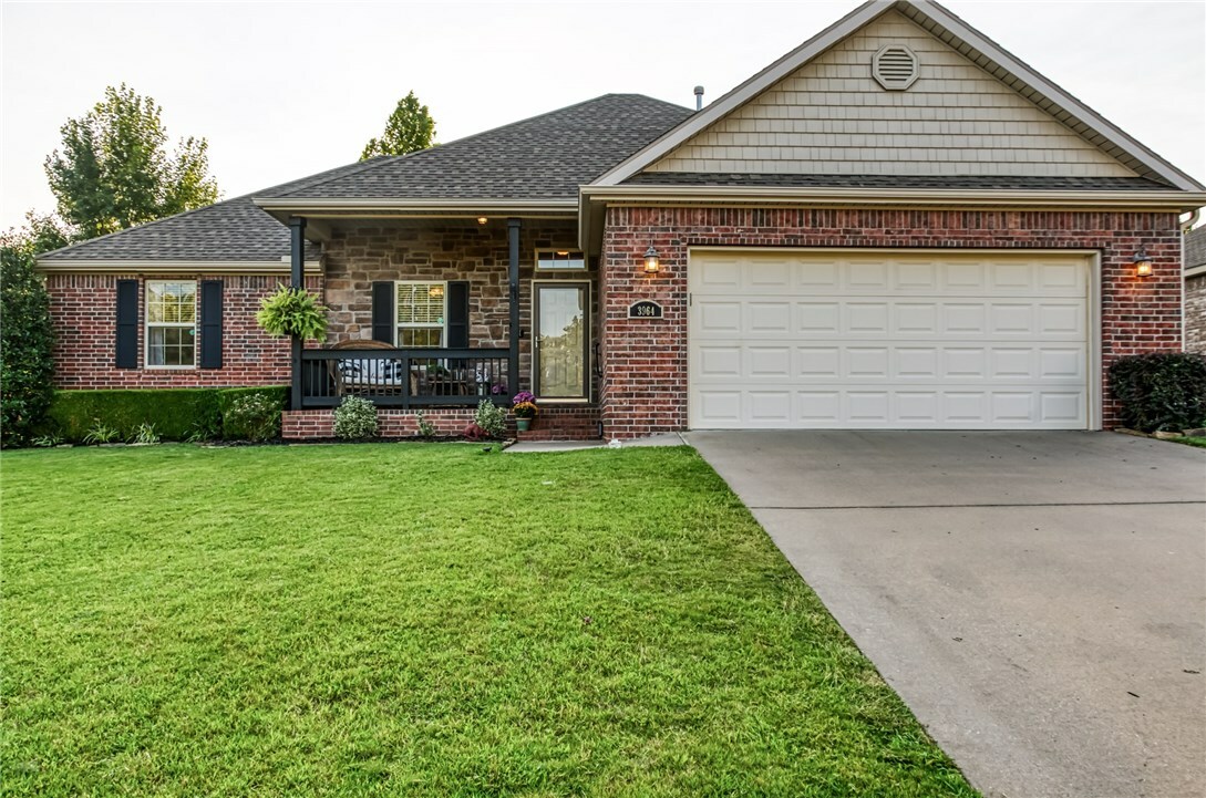 Property Photo:  3964 Benjamin Lane  AR 72764 