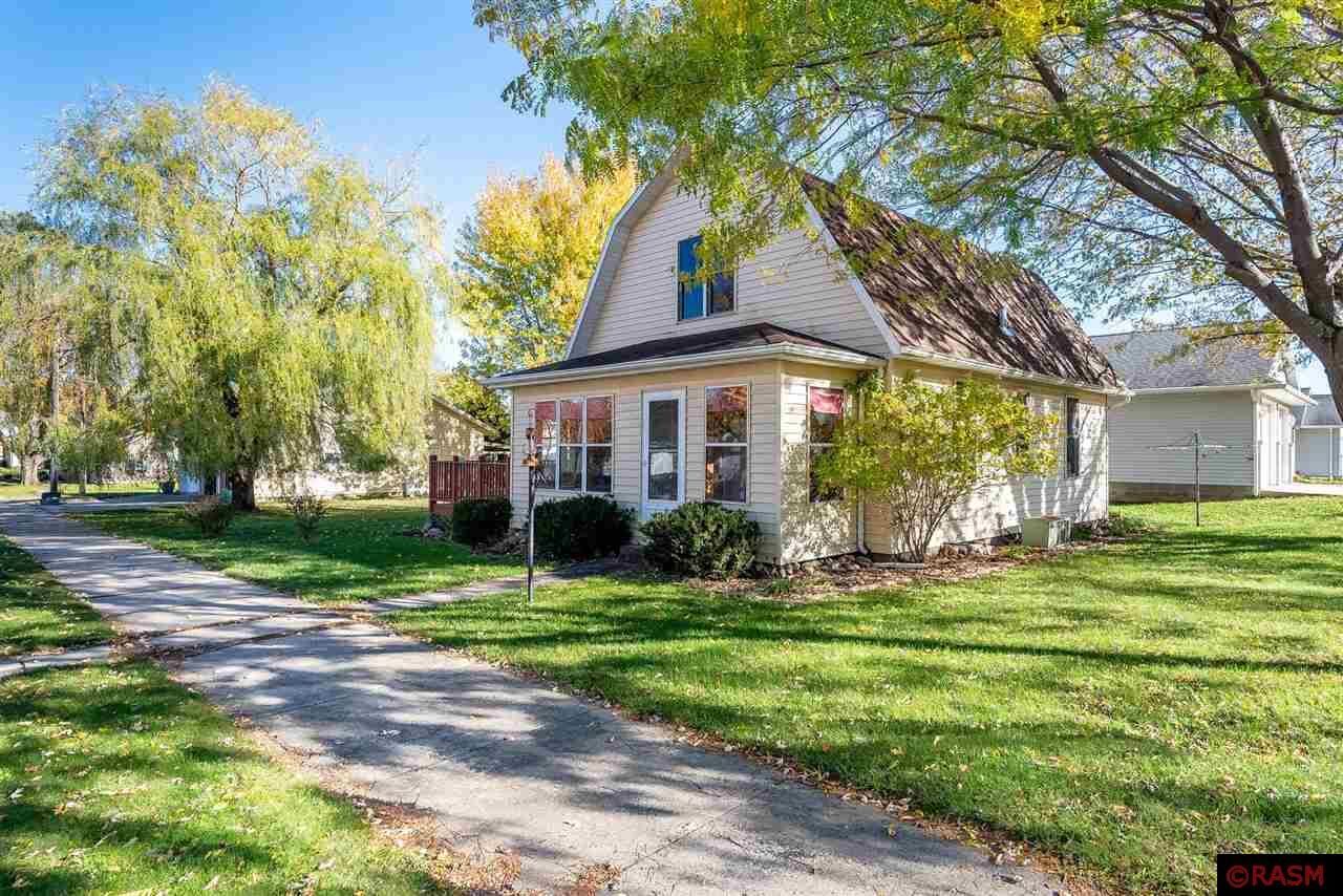 Property Photo: 1201 S Jefferson Street MN 56073