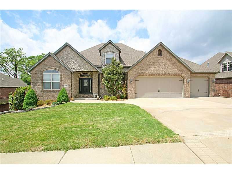 Property Photo: 1500 NE Fairwinds Avenue AR 72712