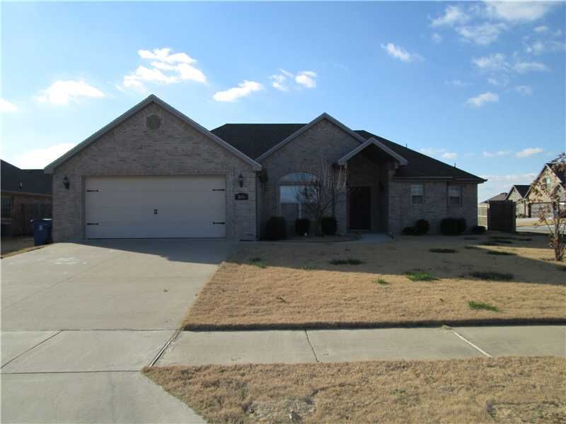 Property Photo: 3000 SW Bensonwood Avenue AR 72712