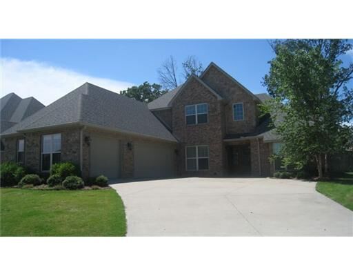 Property Photo: 906 NE Halifax Place AR 72712