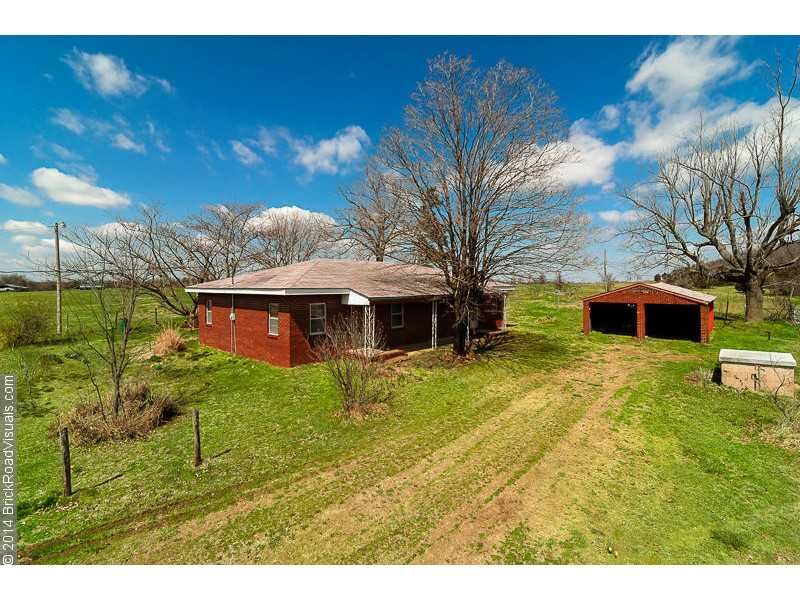 Property Photo: 13498 Hogeye Road AR 72753