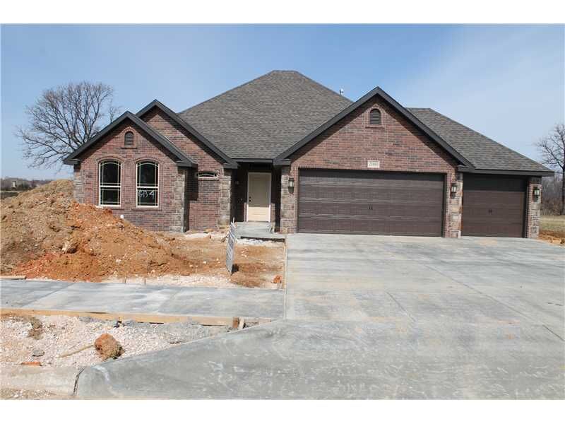 Property Photo:  1803 SW Cypress Street  AR 72712 