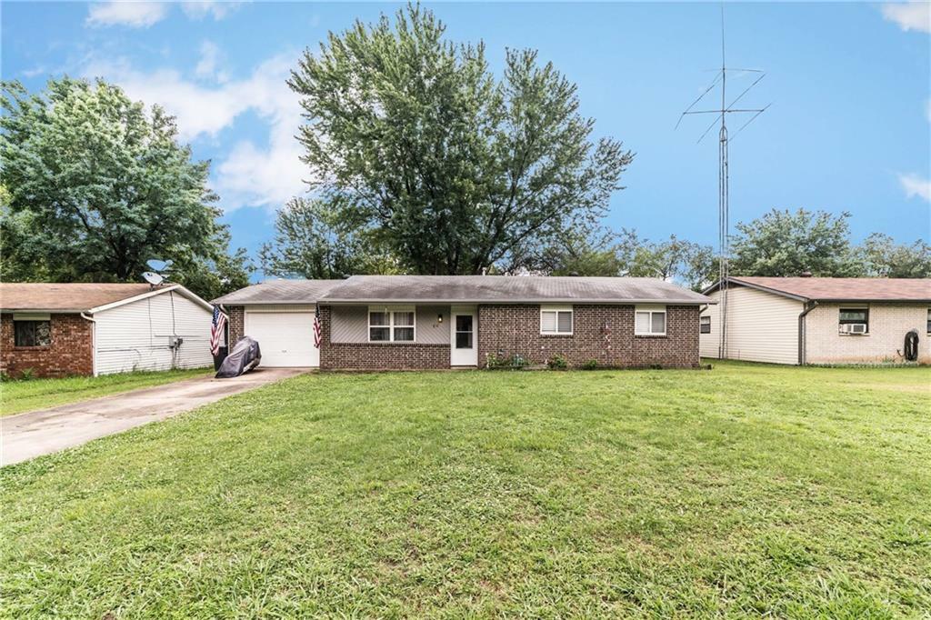 Property Photo:  817 N 30th Street  AR 72756 