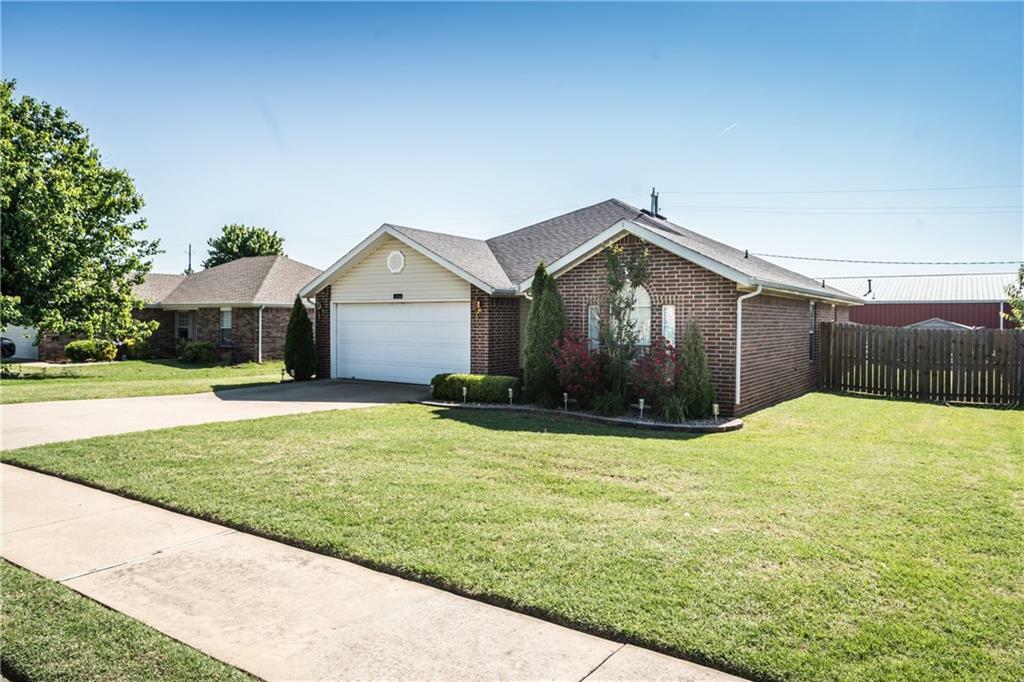 Property Photo:  230 Sun Meadow Drive  AR 72719 