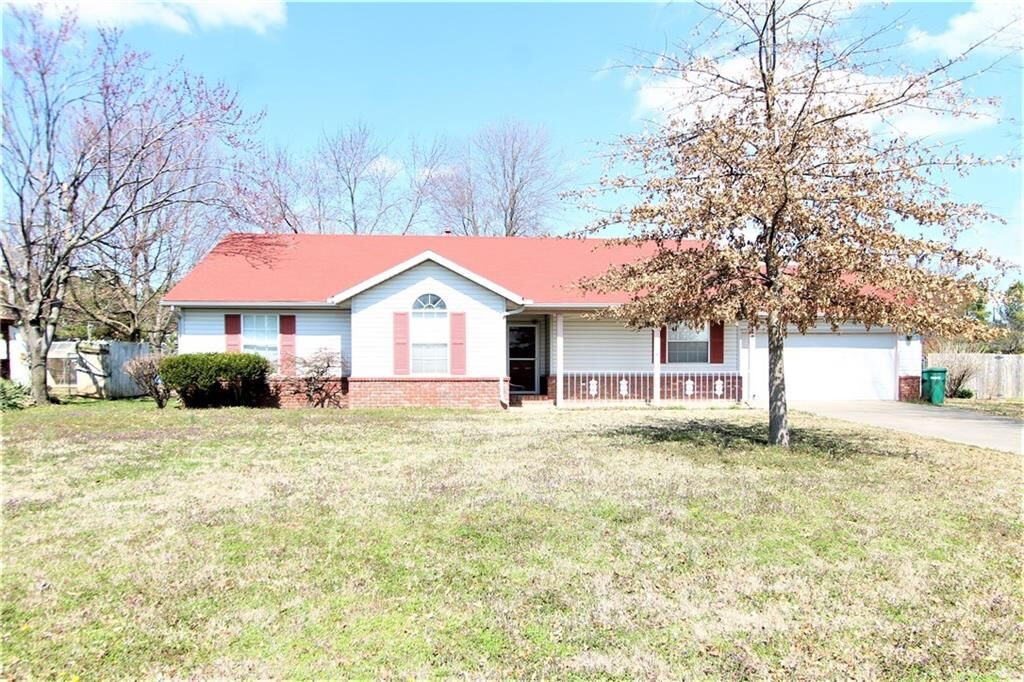 Property Photo: 416 Munroe Drive AR 72764