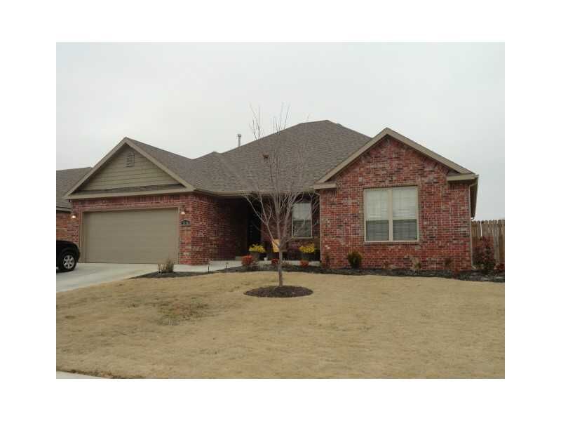 Property Photo: 3106 SW Wargate Road AR 72712