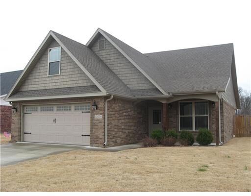 Property Photo: 2574 N Fire Fly Catch Drive AR 72704