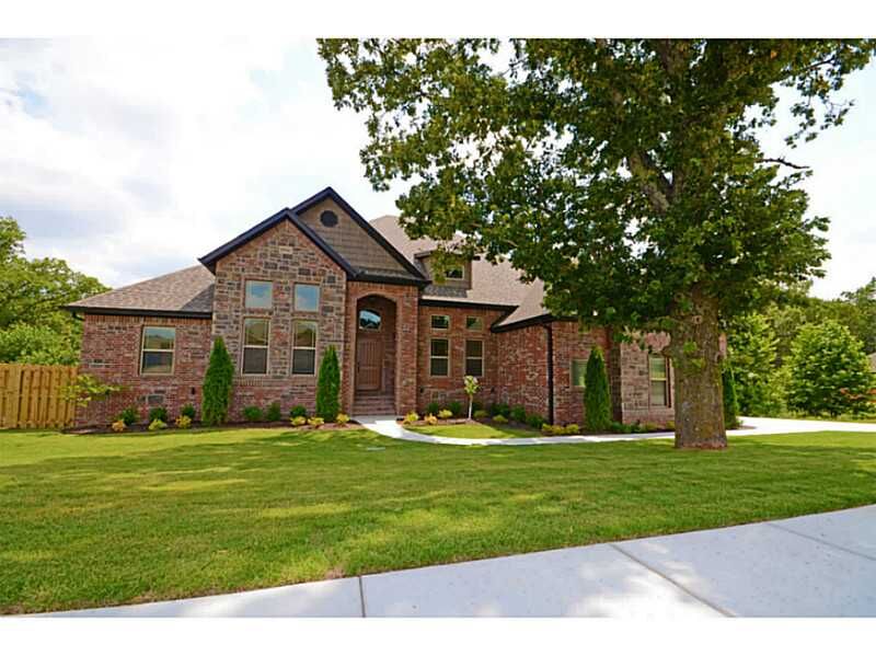 Property Photo: 3403 NE Oaktrace Avenue AR 72712