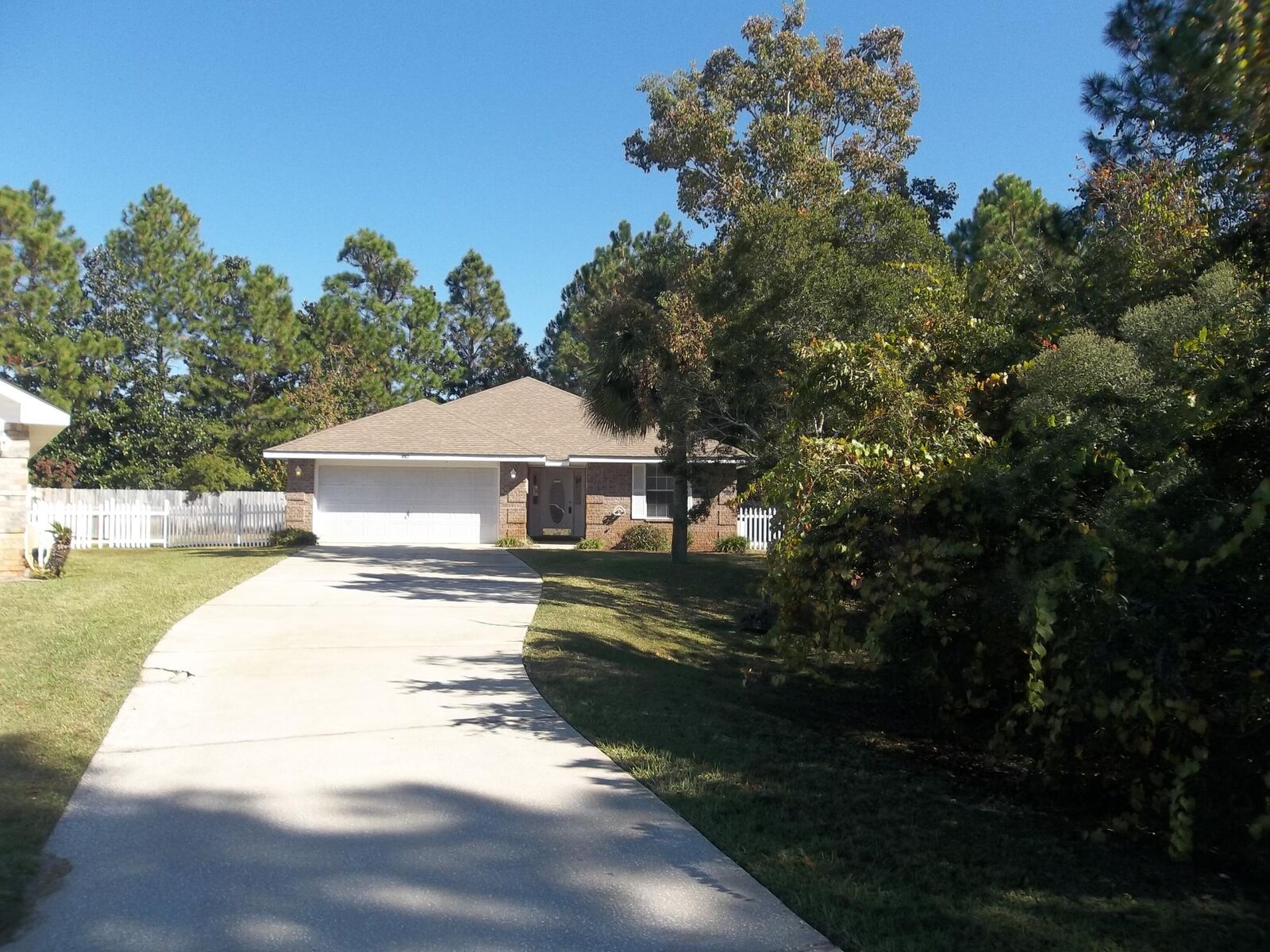Property Photo:  1012 Freeport Court  FL 32569 