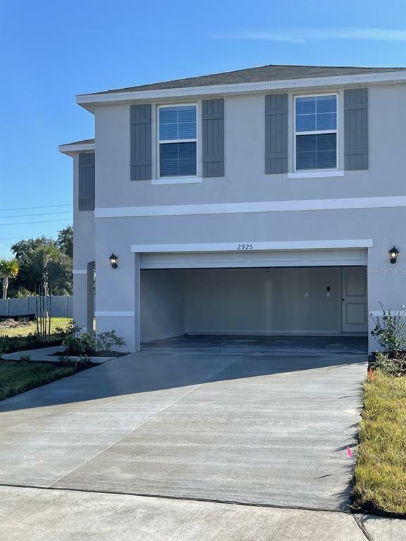 Property Photo: 2925 Great Abaco Way FL 34208