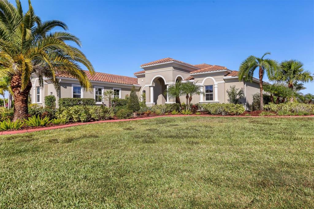 Property Photo:  4910 Vasca Drive  FL 34240 