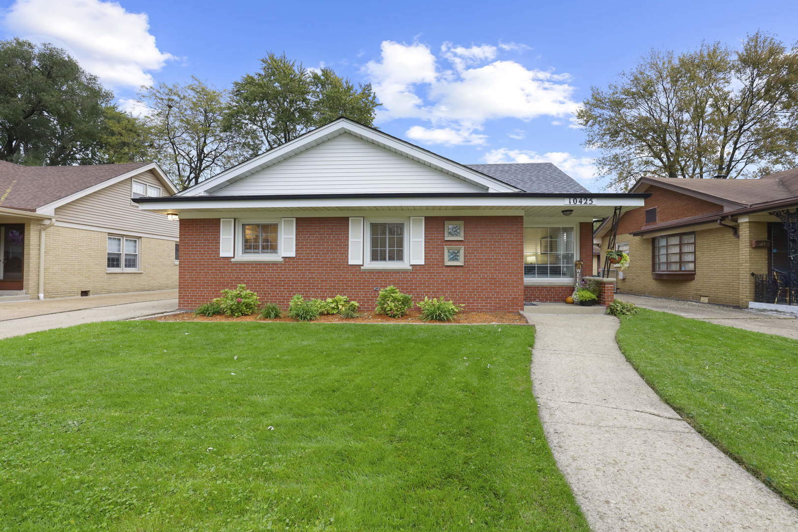 Property Photo:  10425 S Kildare Avenue  IL 60453 