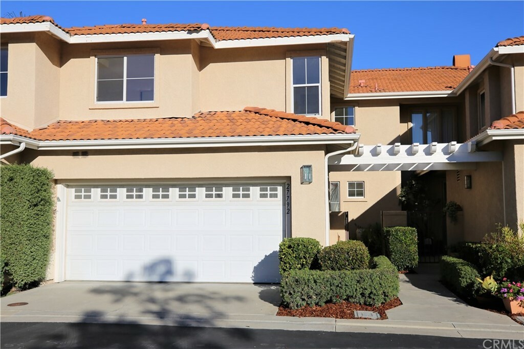 Property Photo:  27792 Paseo Del Sol  CA 92675 