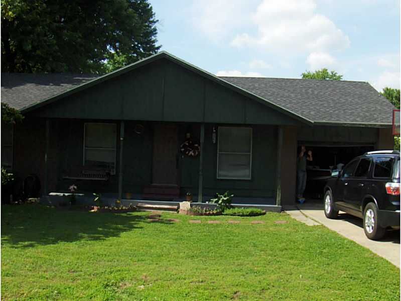 Property Photo:  148 Neal Street  AR 72730 