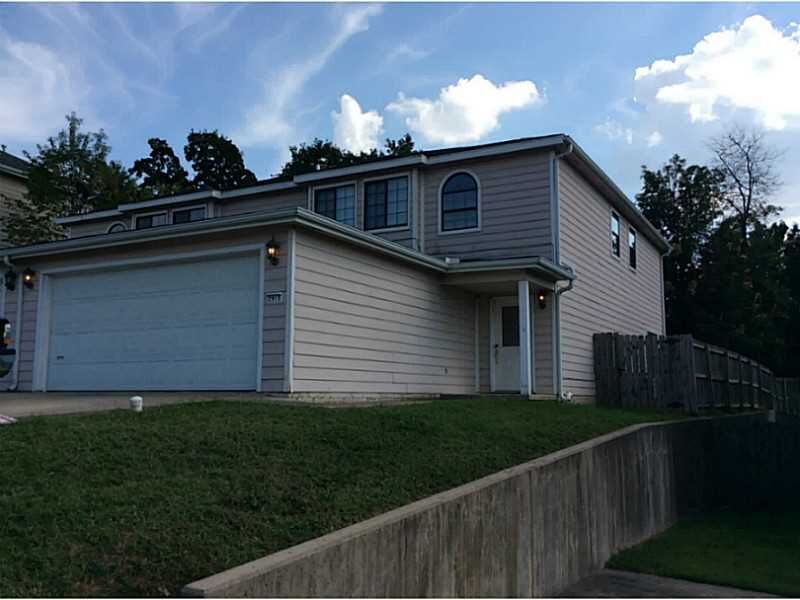 Property Photo: 2917 E Sterling Court AR 72703