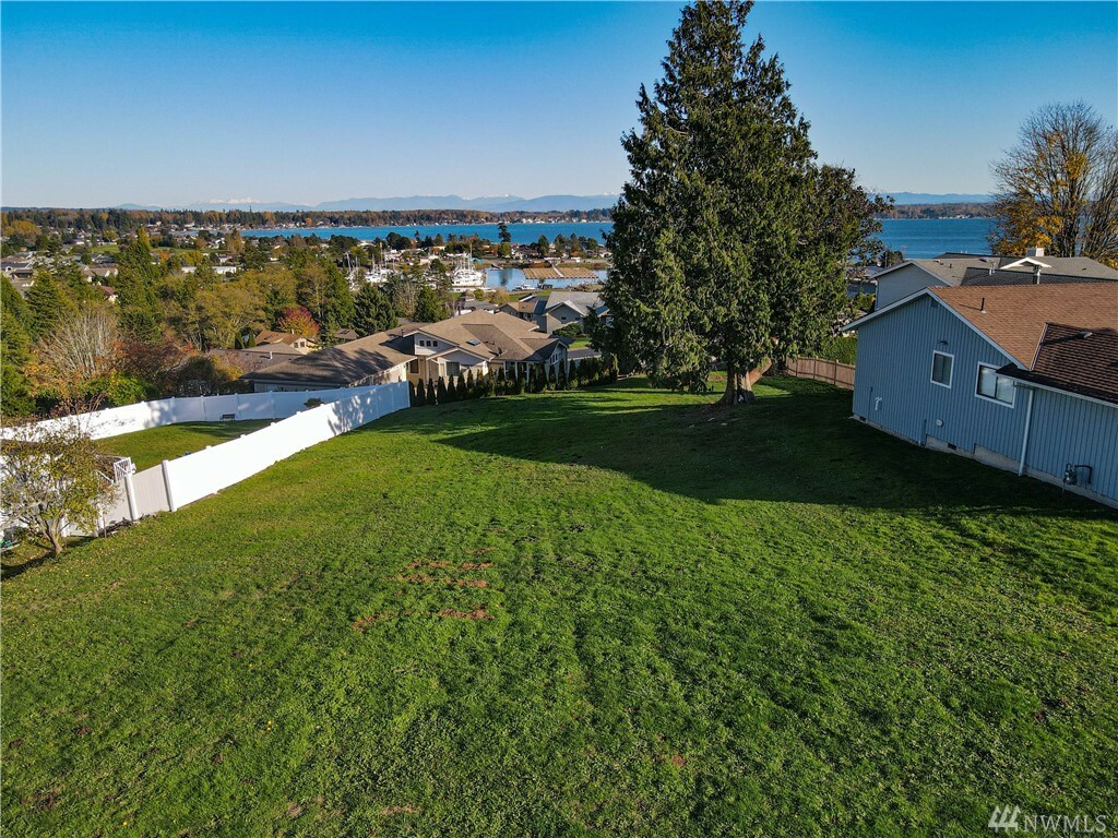Property Photo: 8066 Niska Rd WA 98230
