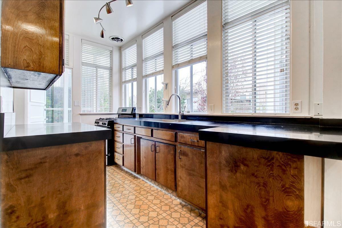 3025 Laguna Street  San Francisco CA 94123 photo