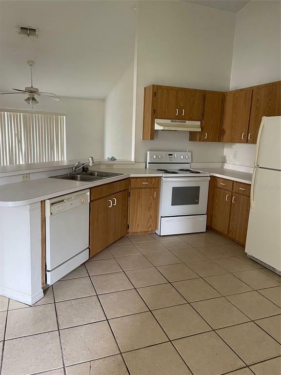 Property Photo:  205 N Hudson Street  FL 32835 