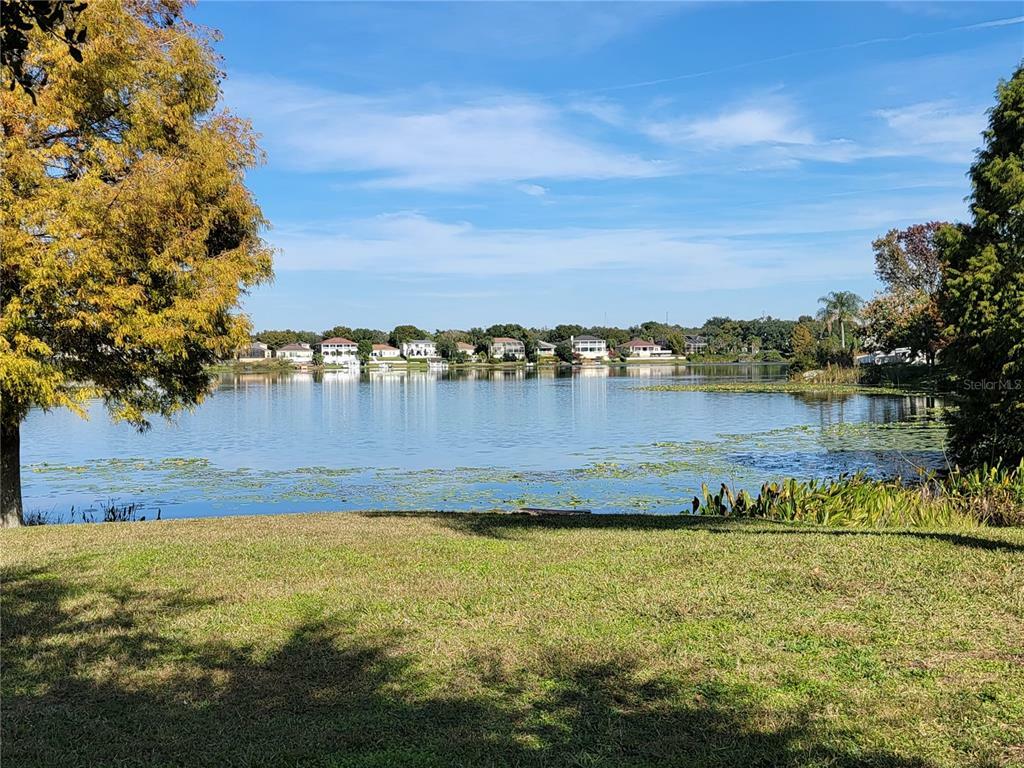 Property Photo:  2960 Bridgehampton Lane  FL 32812 