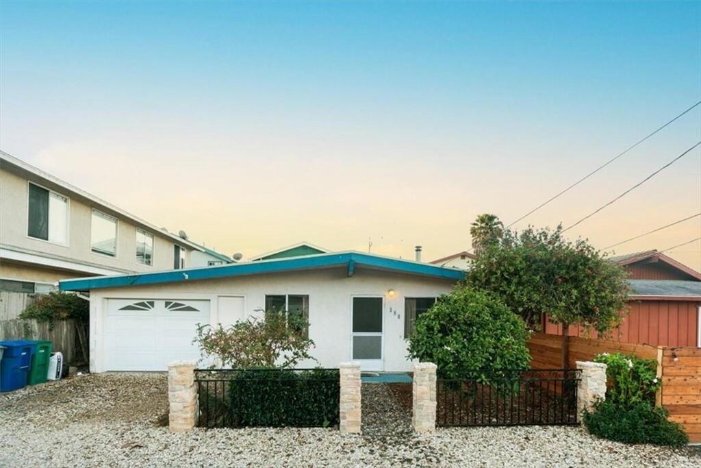 Property Photo:  380 Jamaica Street  CA 93442 