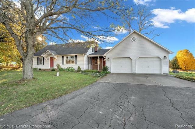 Property Photo:  5557 Mount Morris Road  MI 48421 