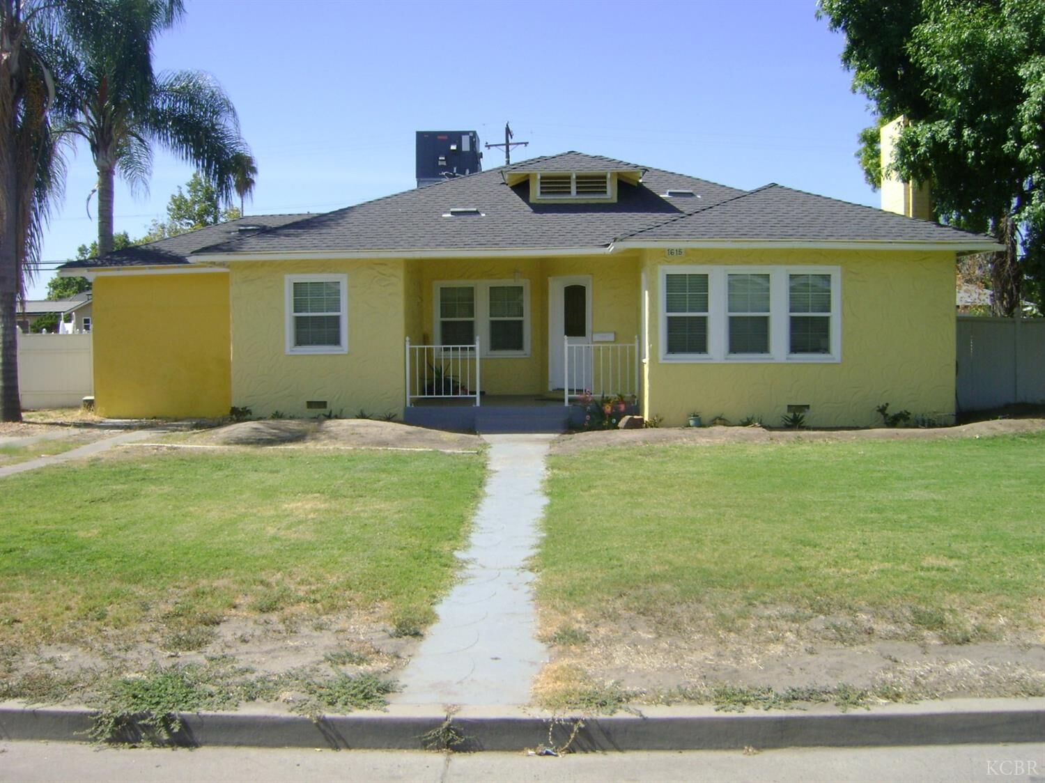 Property Photo: 1615 Sherman Avenue 93212