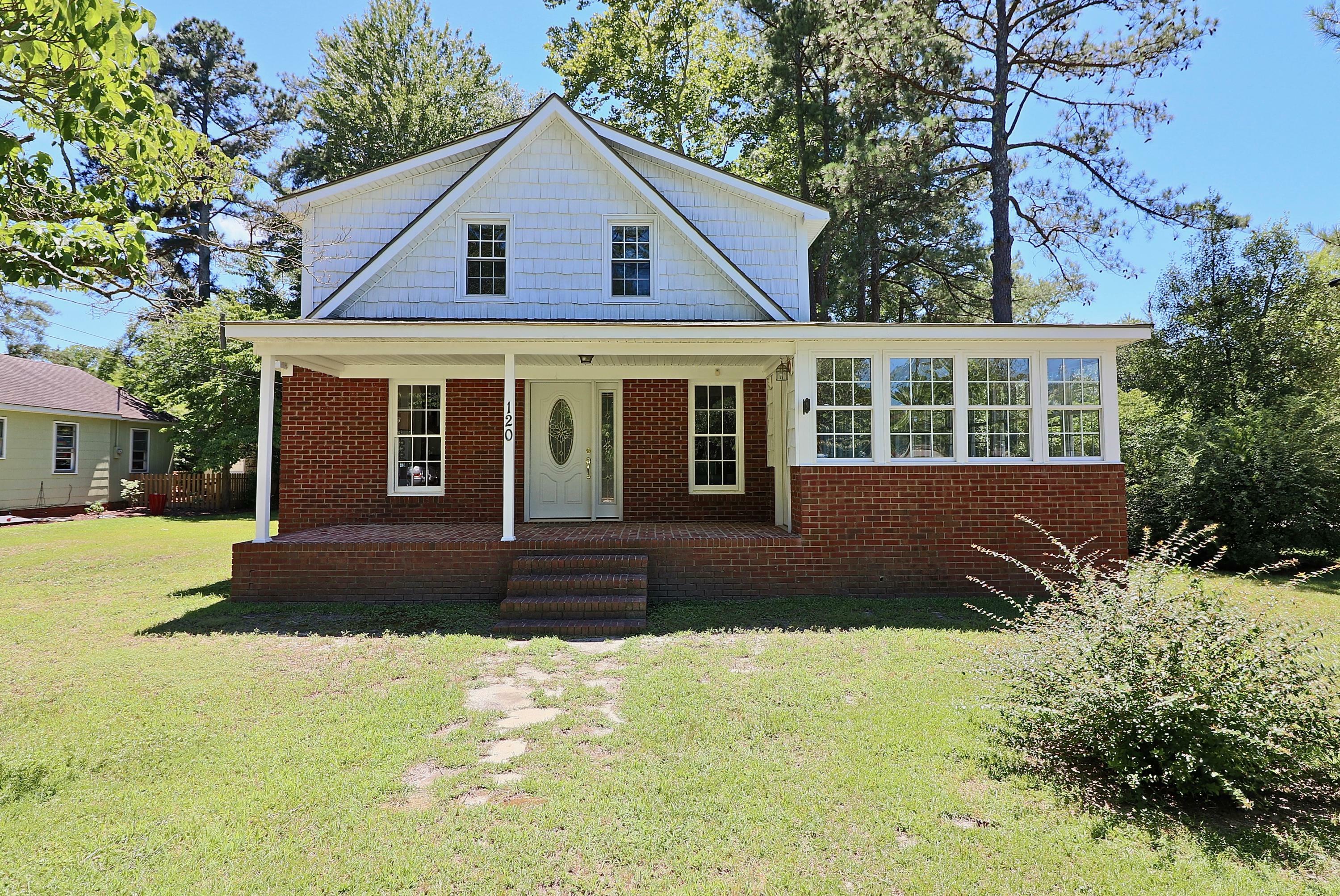 Property Photo: 120 Woods Road NC 28374