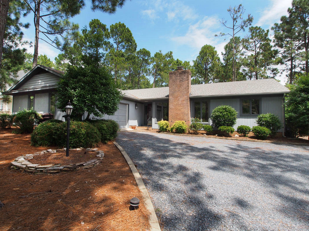 Property Photo:  90 Forest Lane  NC 28374 