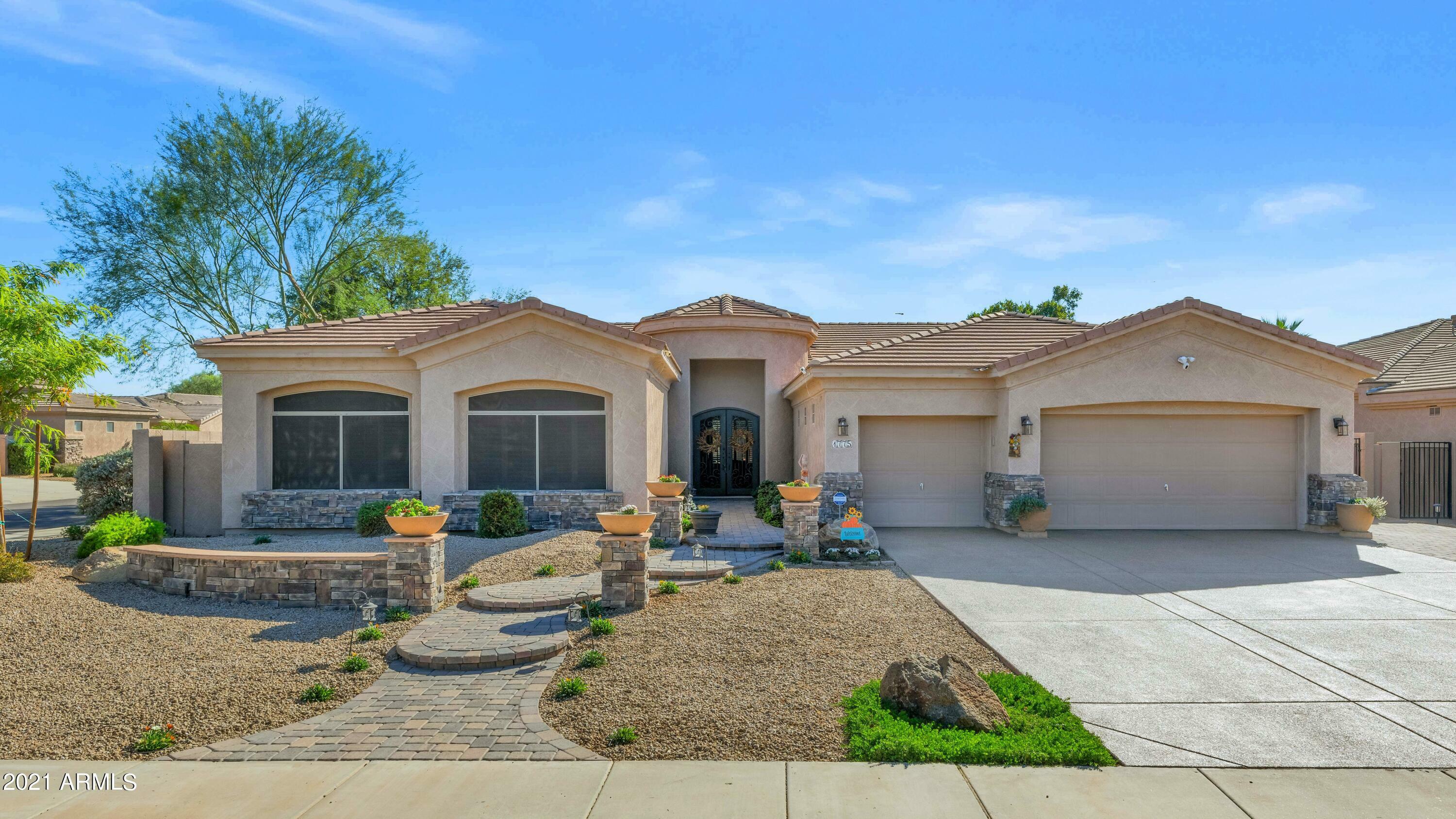 Property Photo: 1775 N 133rd Drive AZ 85395