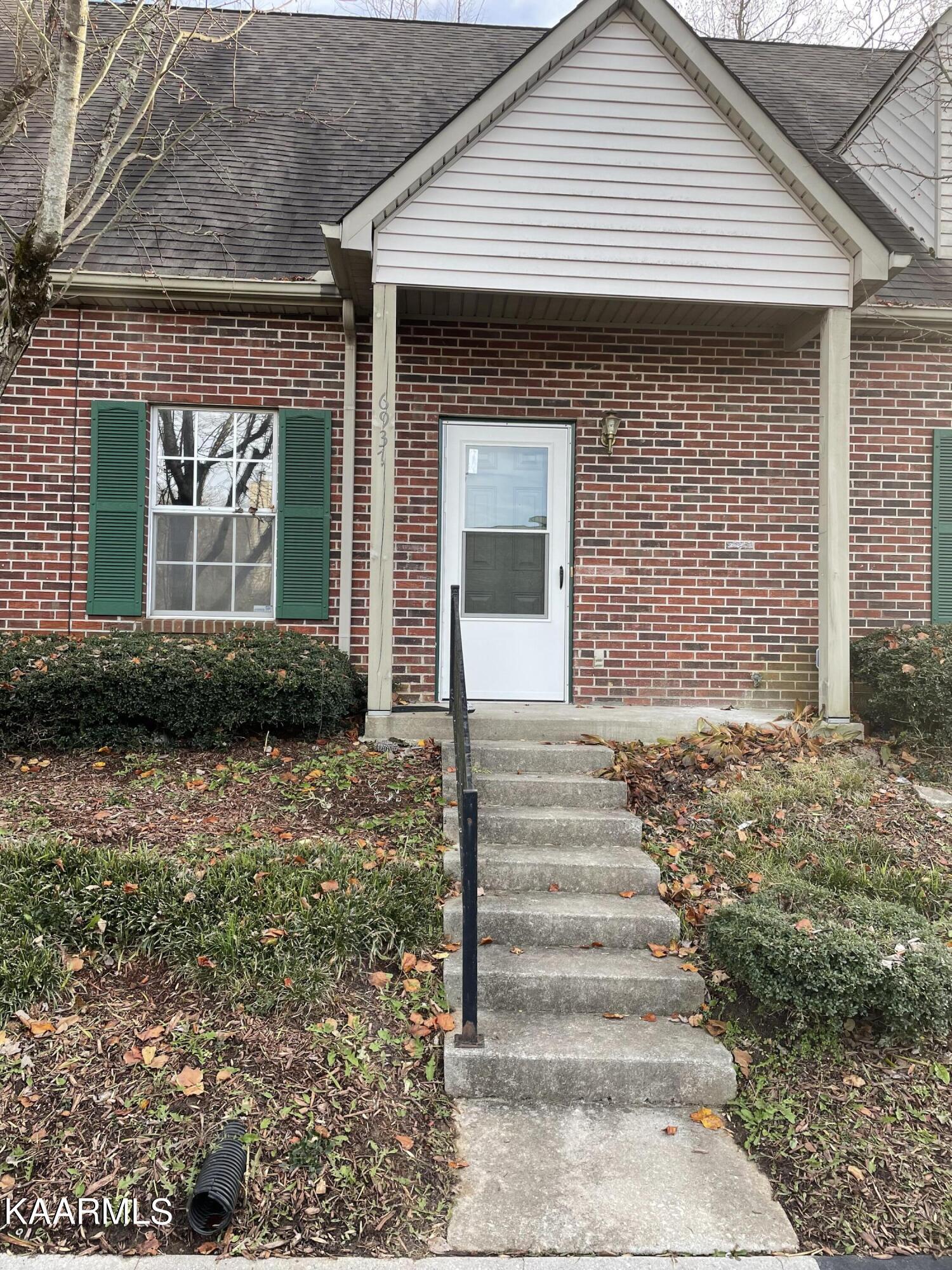 Property Photo: 6937 Kings Crossing Way TN 37918