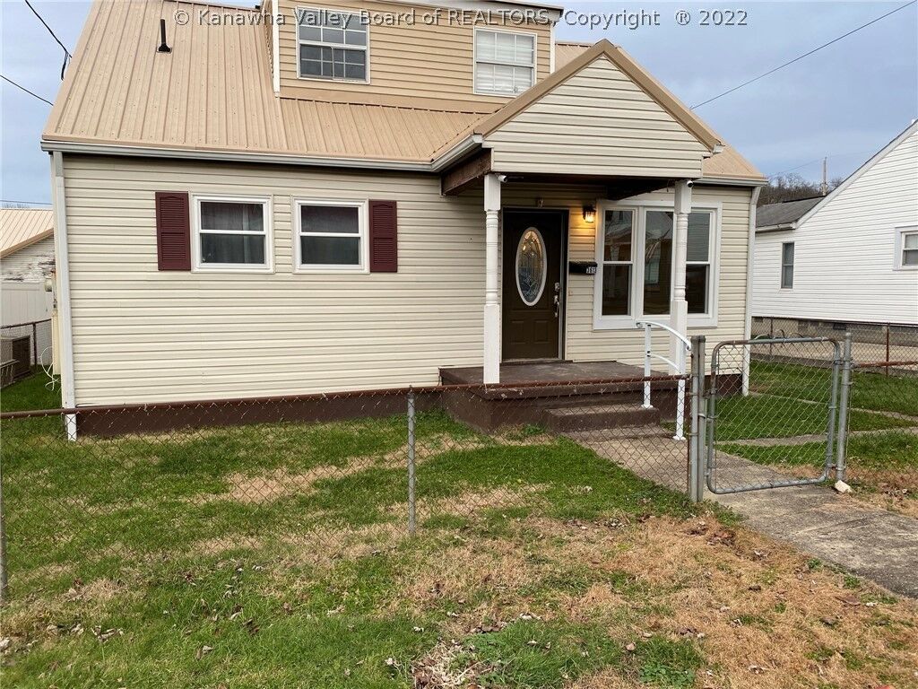 Property Photo: 3613 36th Street WV 25143