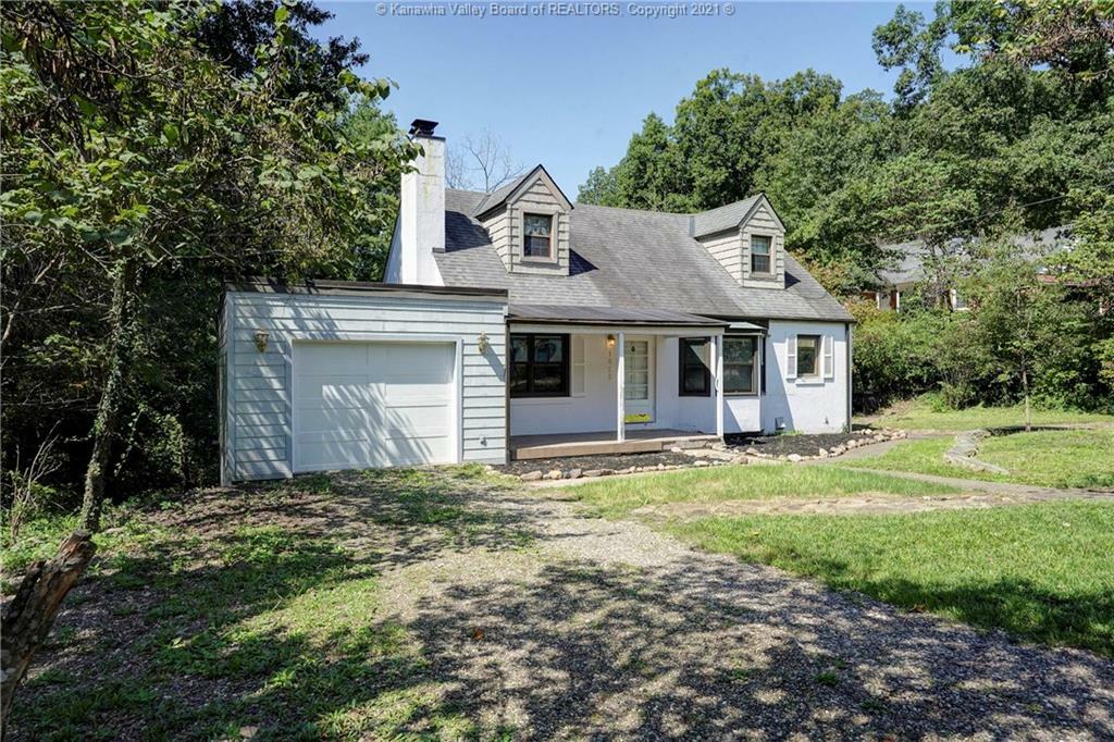 Property Photo: 1525 Hampton Road WV 25314