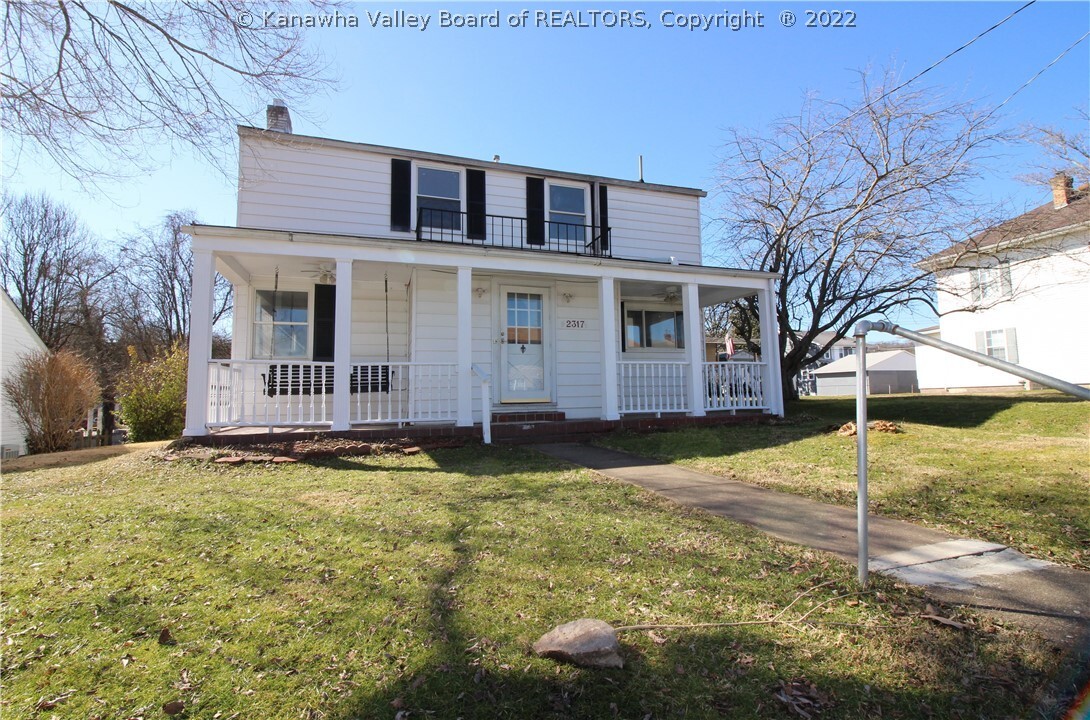 Property Photo: 2317 Jefferson Avenue WV 25177