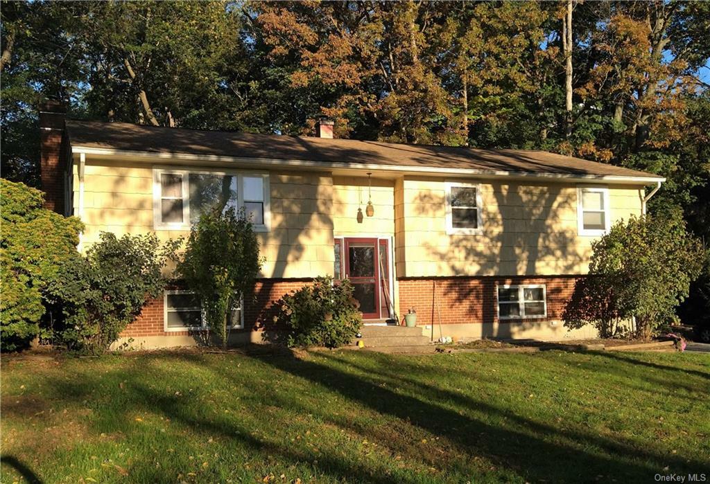 Property Photo:  4 Oconnor Court  NY 10548 